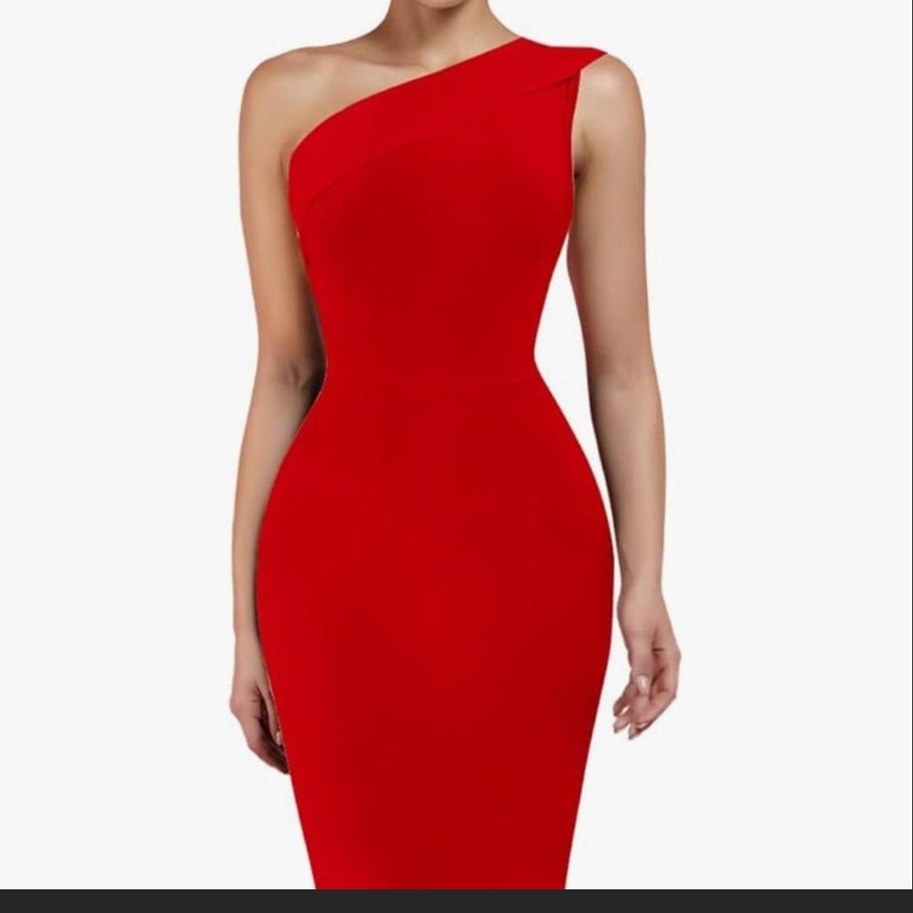Elegant Red One-Shoulder Dress